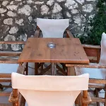 San Lazzaro شقة فندقية نيدري