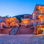 San Lazzaro 4* نيدري