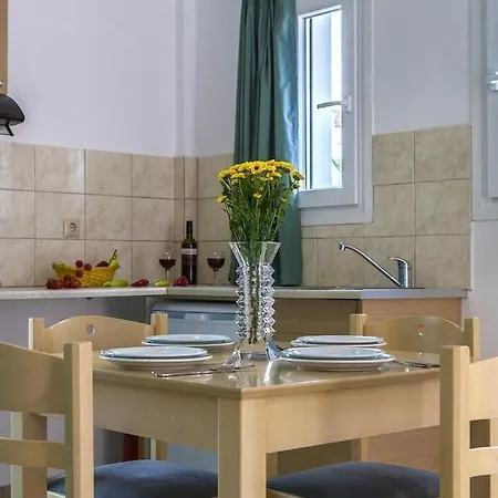 San Lazzaro Aparthotel 3*