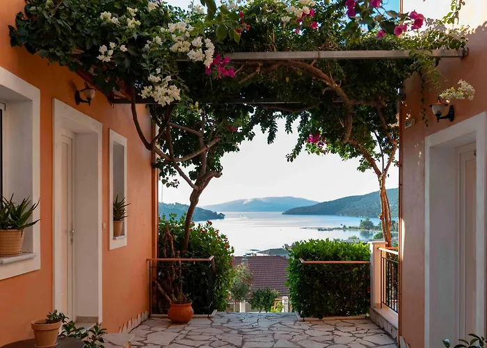 San Lazzaro Aparthotel 4*